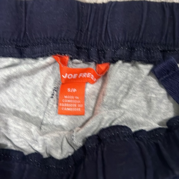 Pajama set - Picture 2 of 5